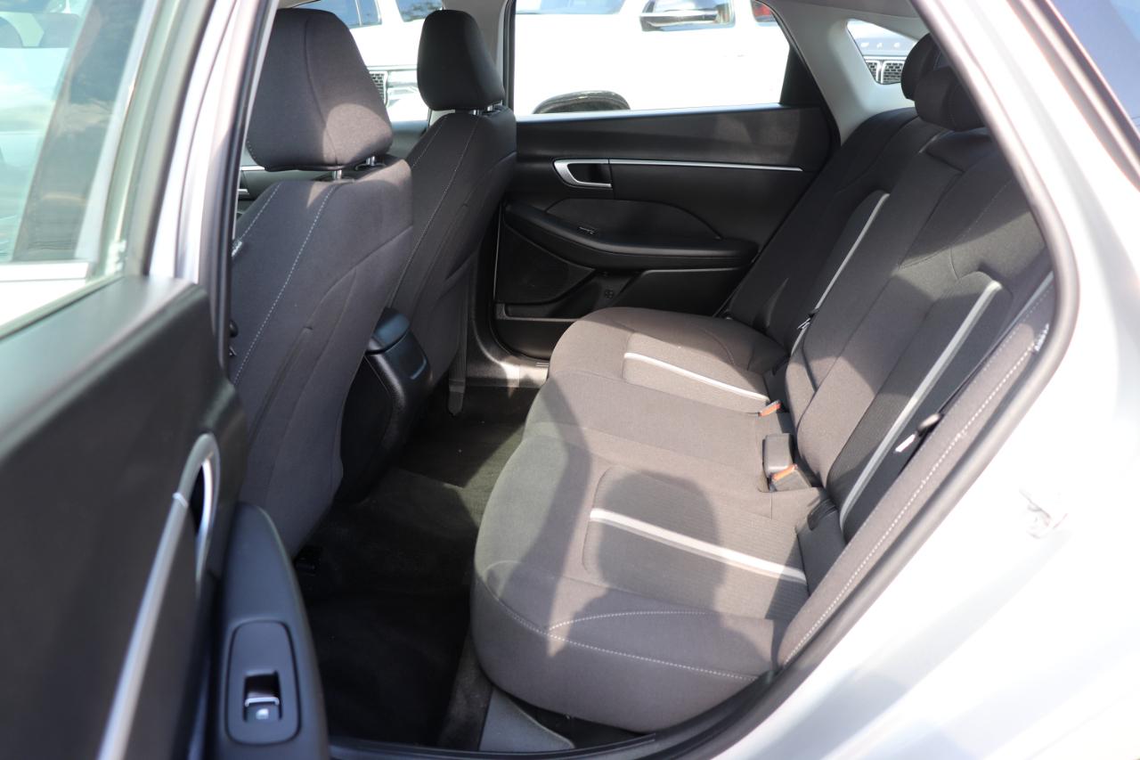 Hyundai Sonata SEL FWD 2025