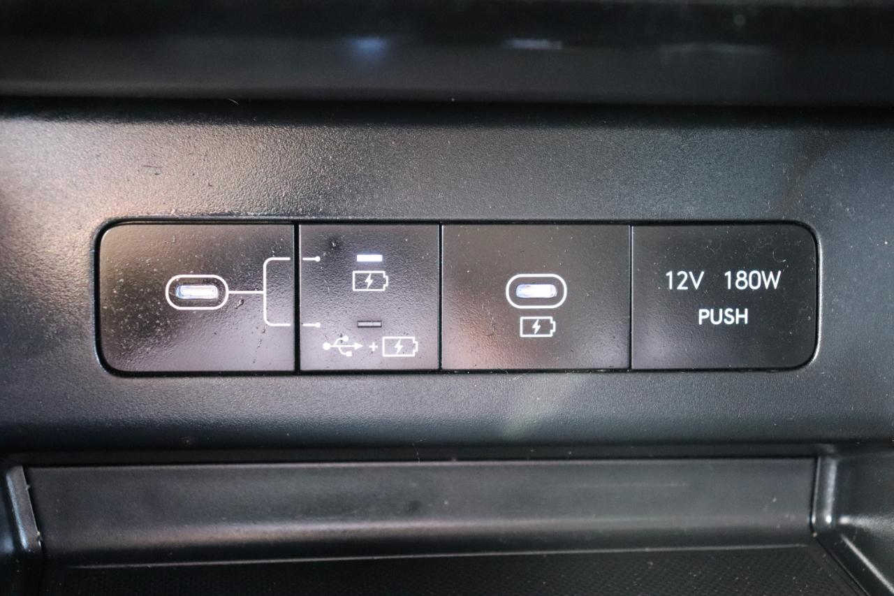 Hyundai Sonata SEL FWD 2025