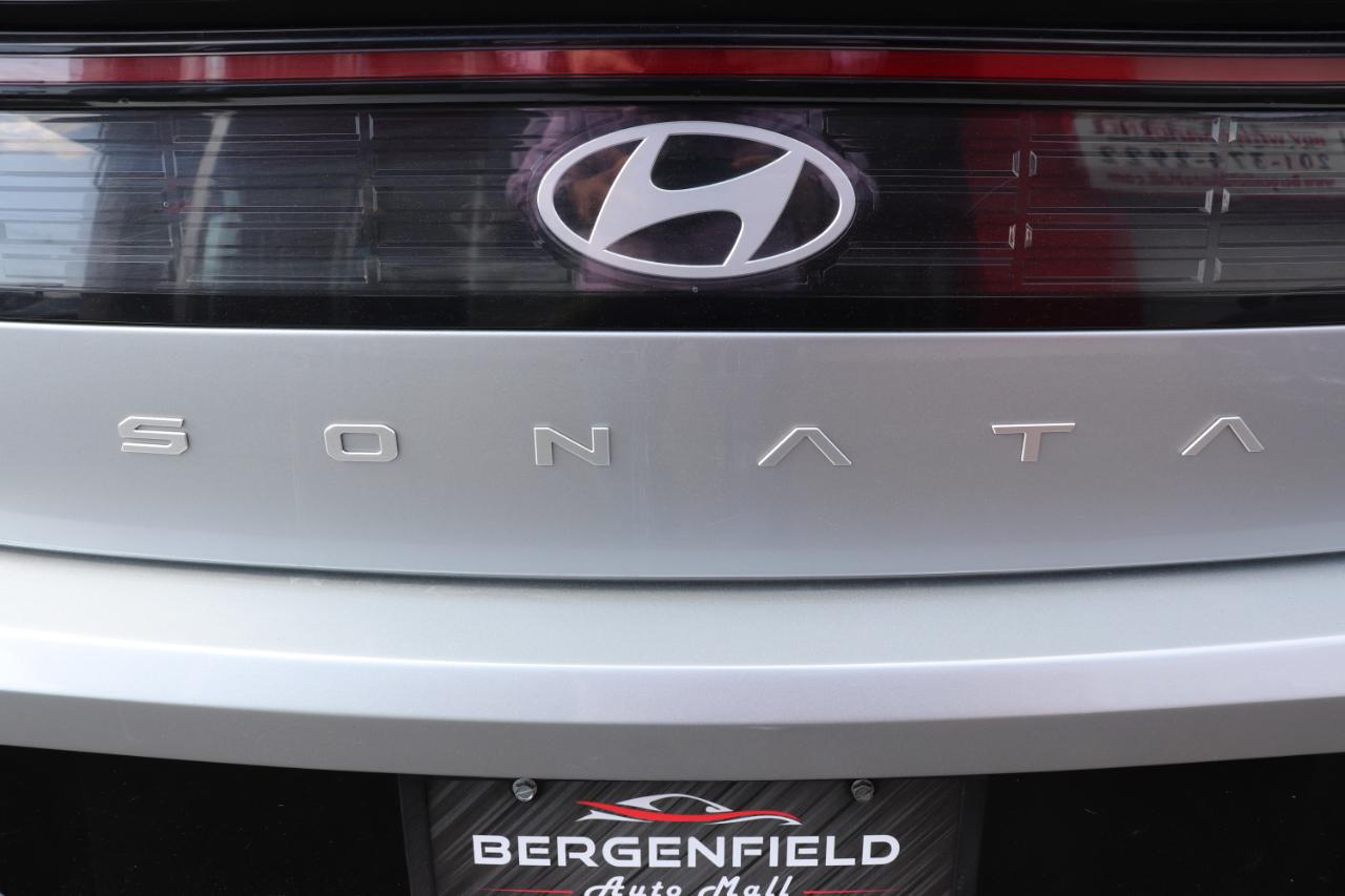 Hyundai Sonata SEL FWD 2025