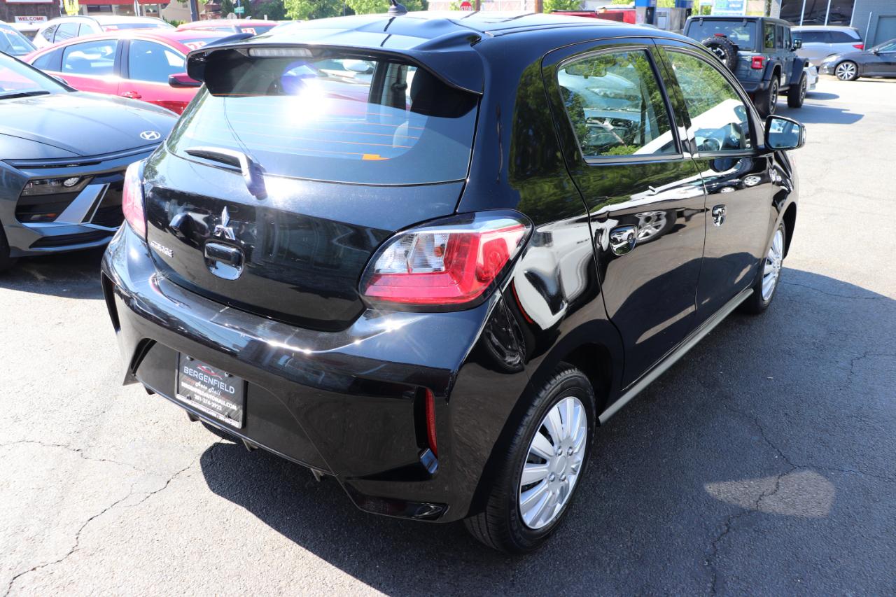 Mitsubishi Mirage ES CVT 2024