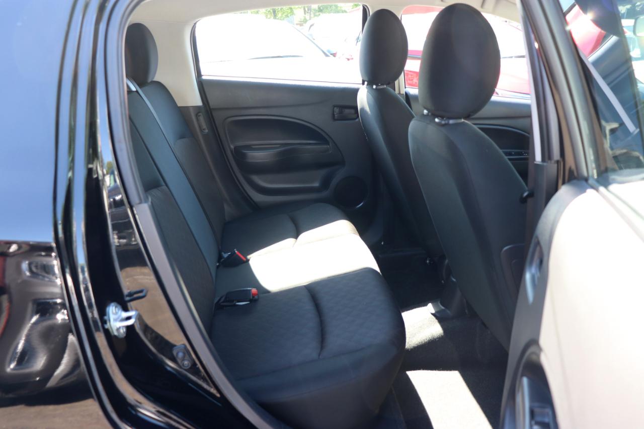 Mitsubishi Mirage ES CVT 2024