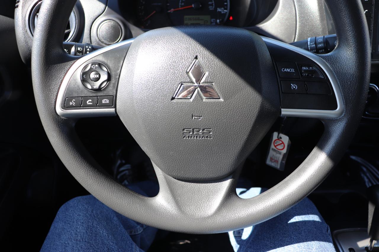 Mitsubishi Mirage ES CVT 2024