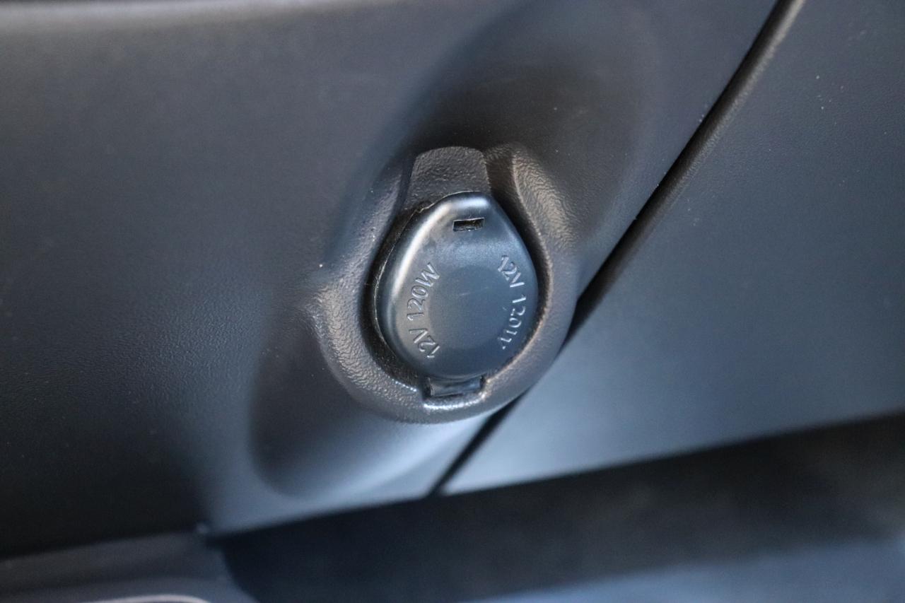 Mitsubishi Mirage ES CVT 2024