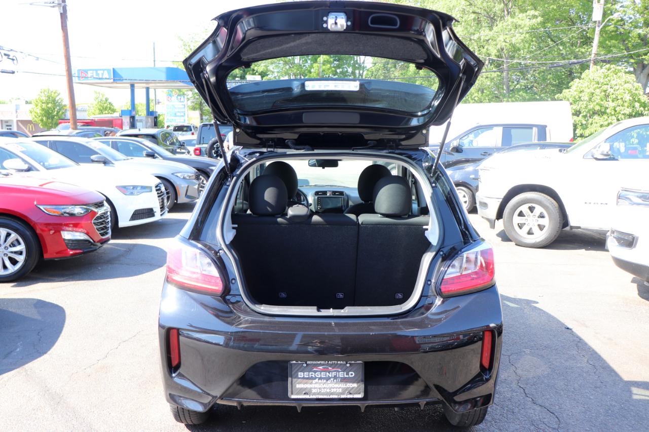 Mitsubishi Mirage ES CVT 2024