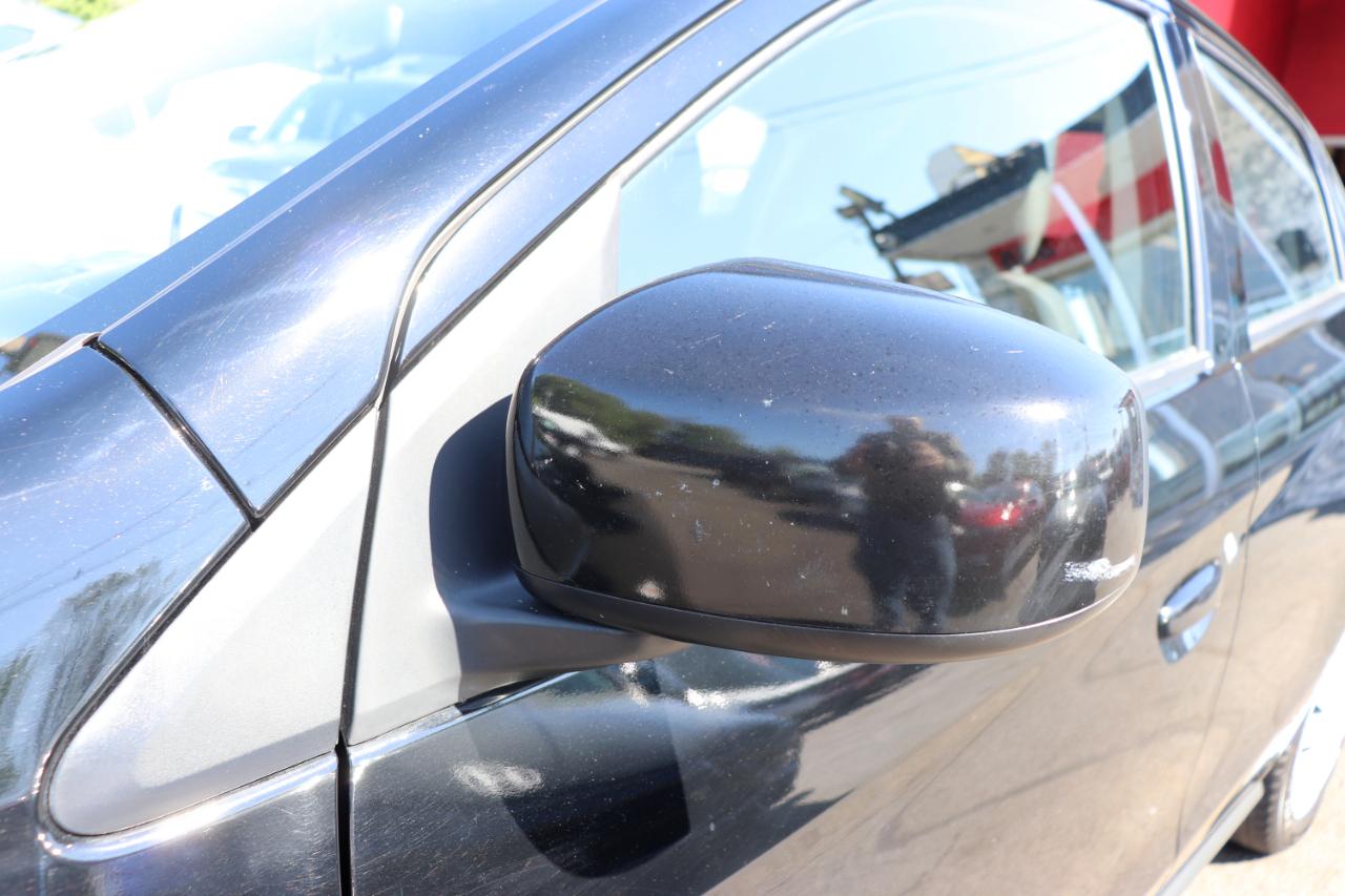 Mitsubishi Mirage ES CVT 2024