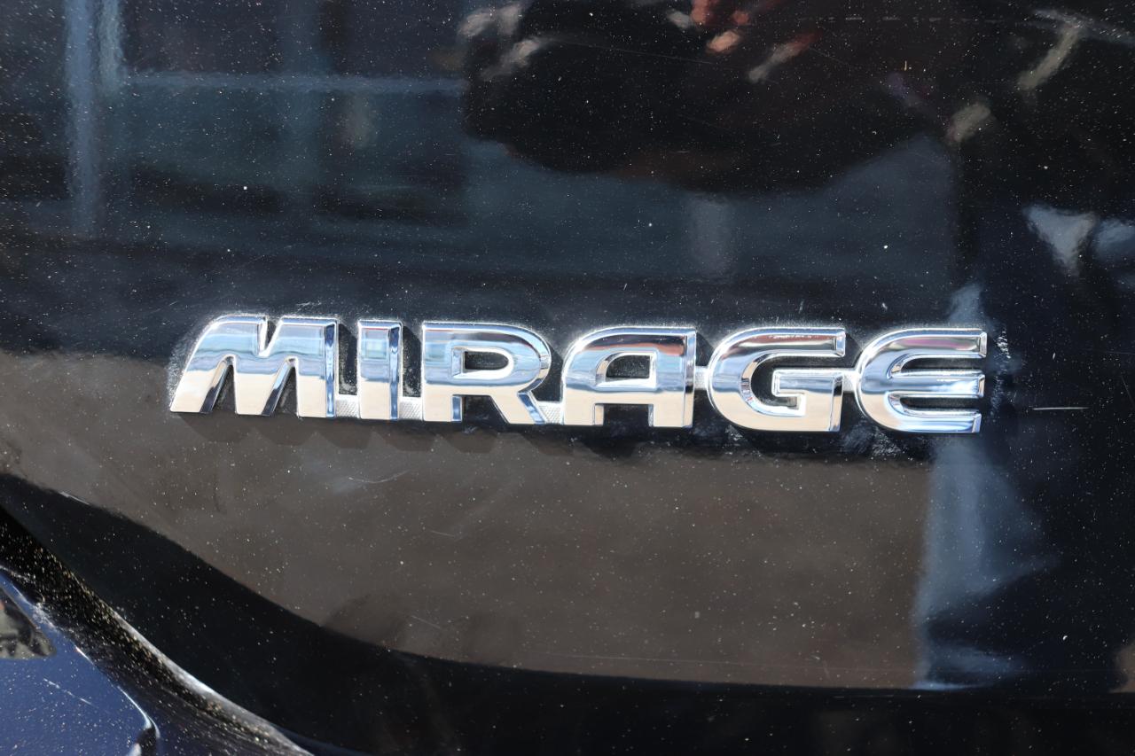 Mitsubishi Mirage ES CVT 2024