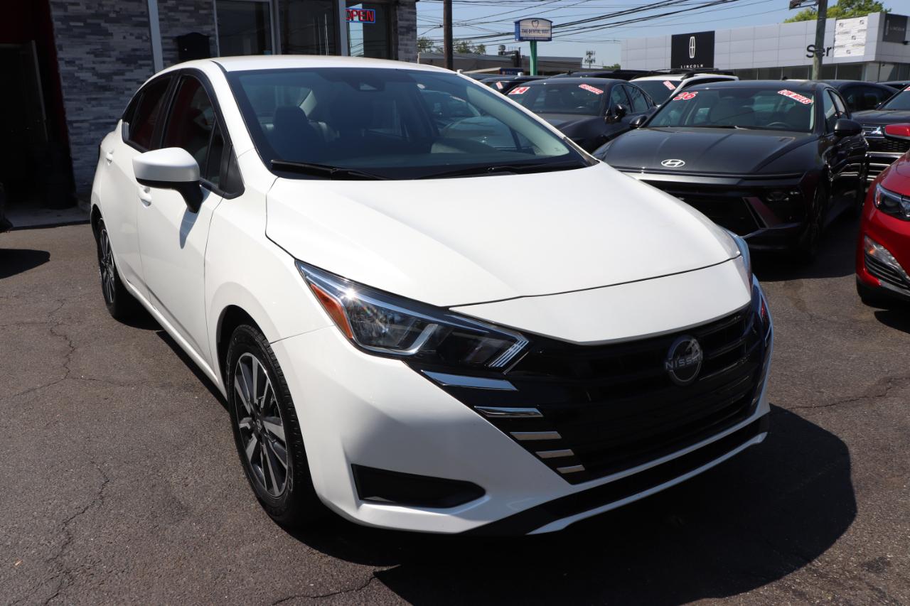 Nissan Versa SV CVT 2024