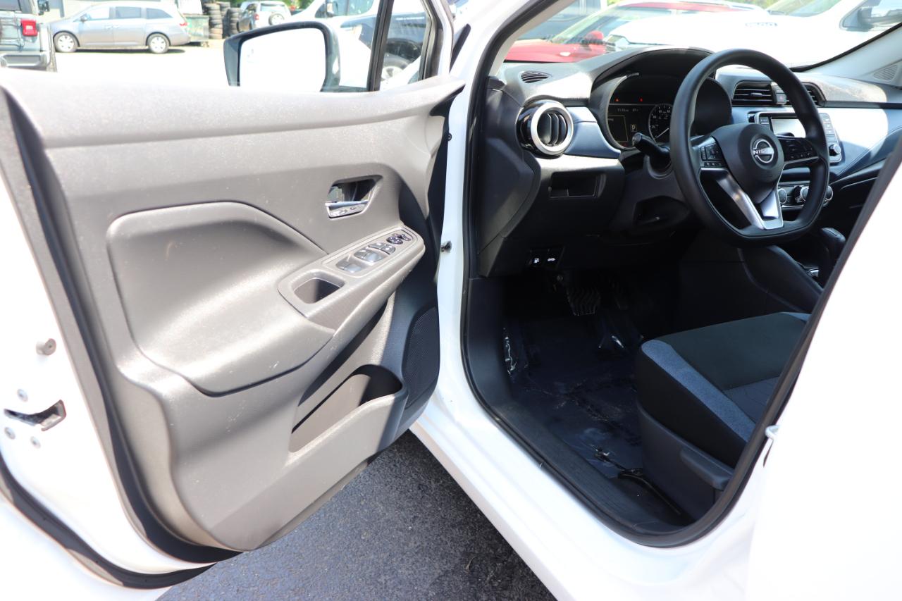 Nissan Versa SV CVT 2024