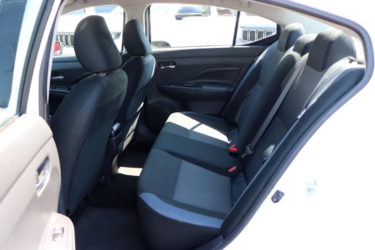 Nissan Versa SV CVT 2024