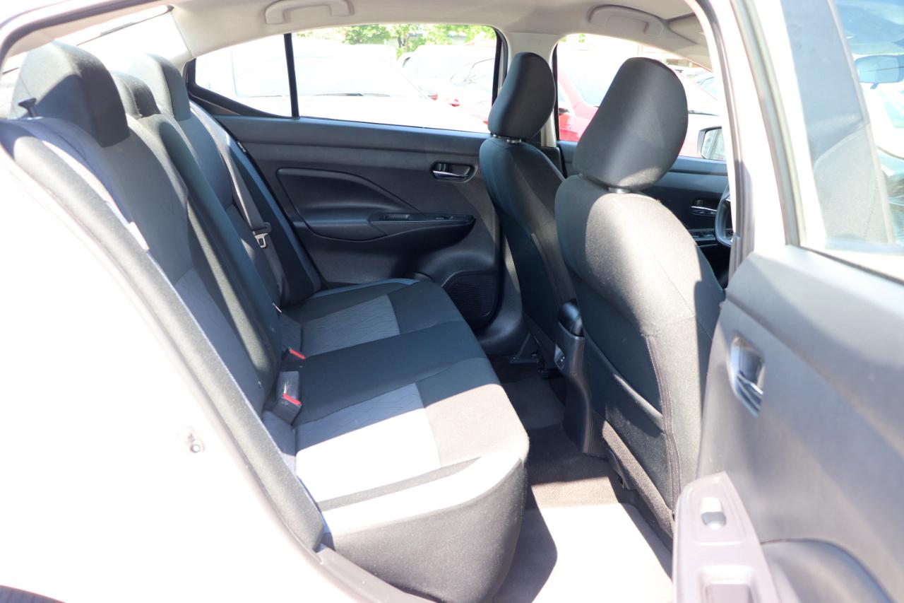 Nissan Versa SV CVT 2024