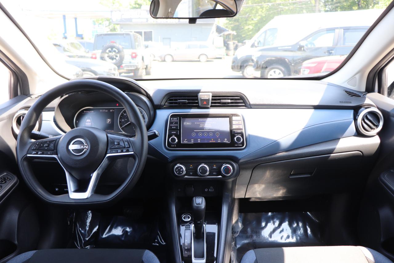 Nissan Versa SV CVT 2024