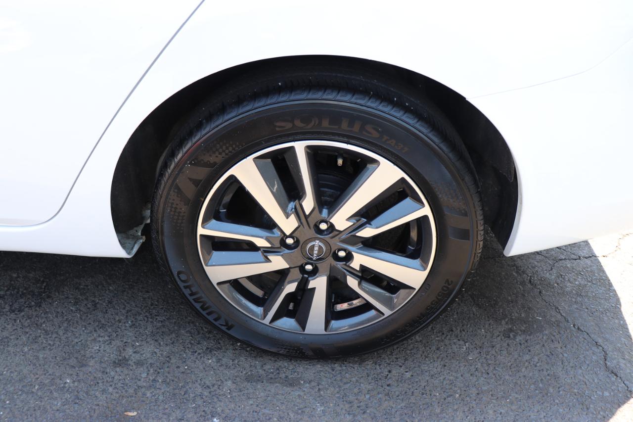 Nissan Versa SV CVT 2024