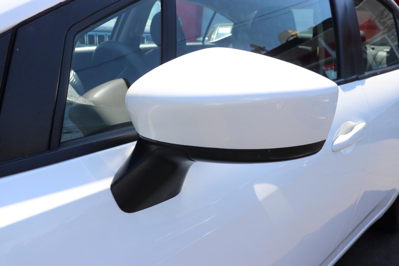 Nissan Versa SV CVT 2024