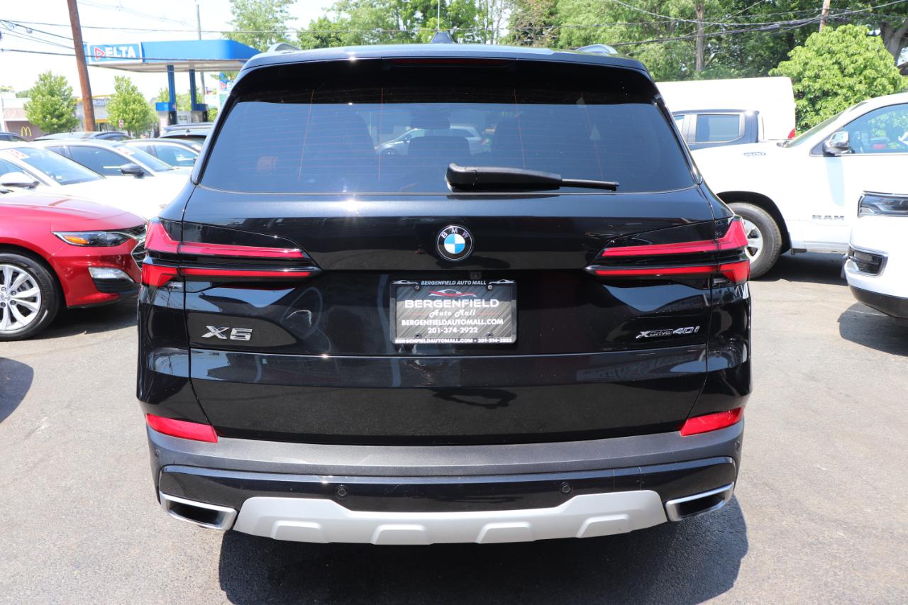 BMW X5 xDrive40i Sports Activity Vehicle 2026