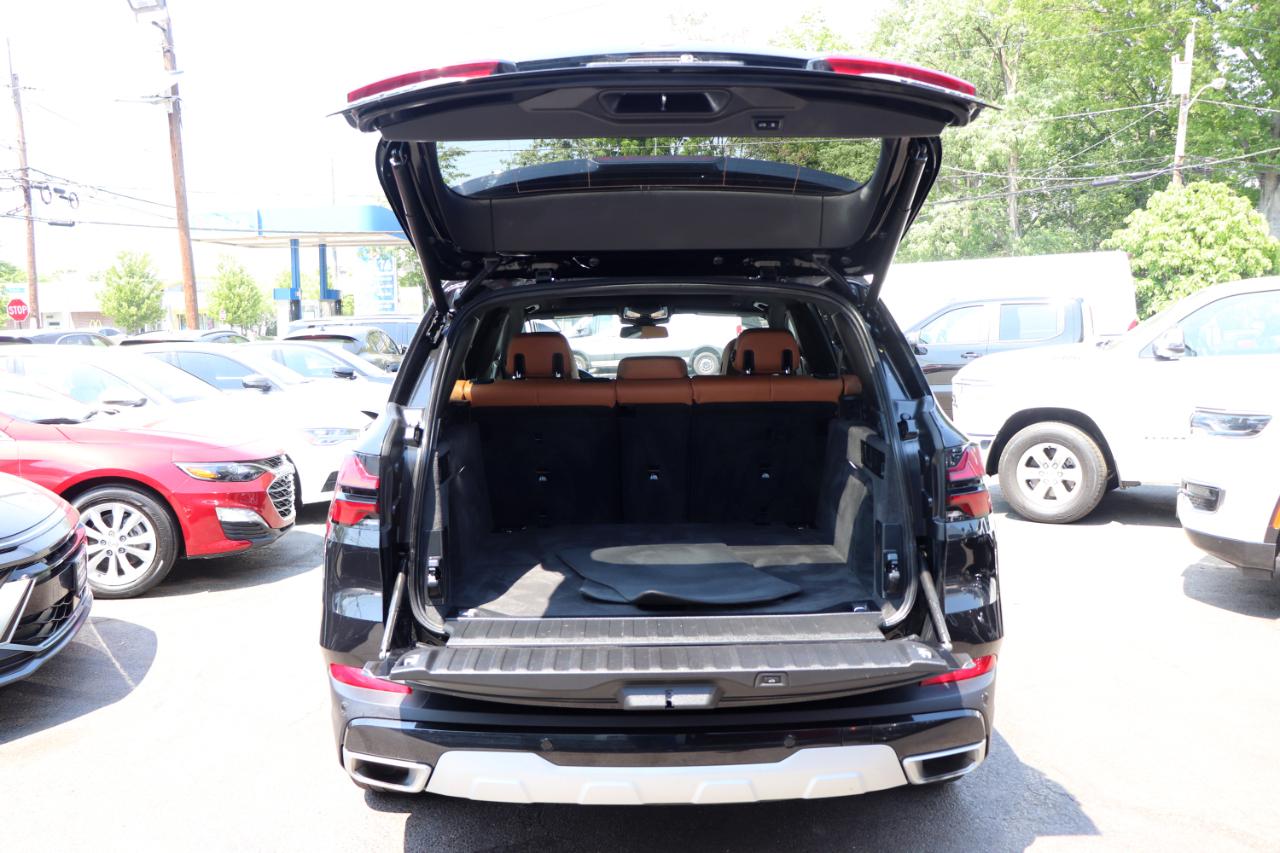 BMW X5 xDrive40i Sports Activity Vehicle 2026
