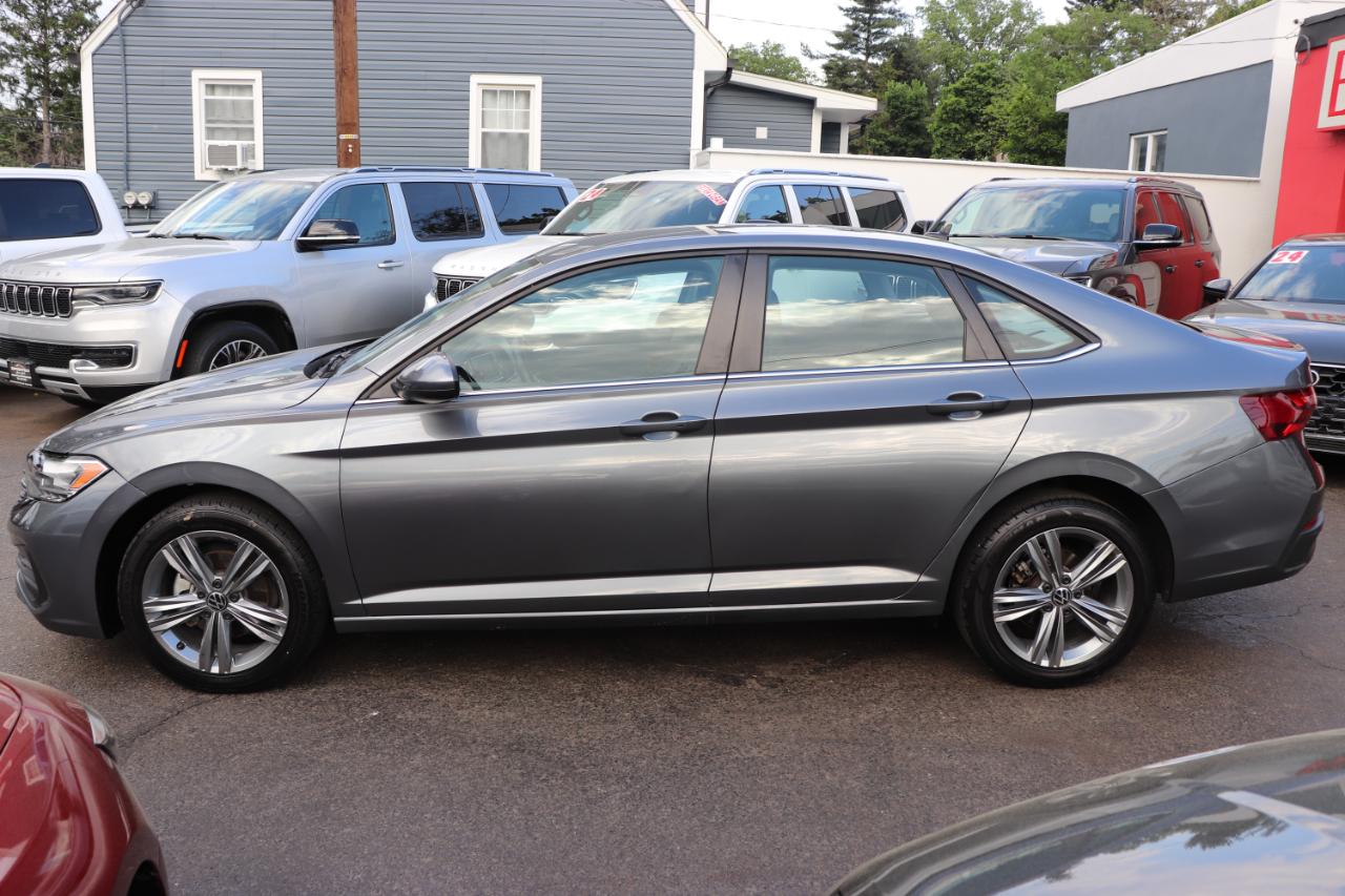 Volkswagen Jetta SE Auto 2024