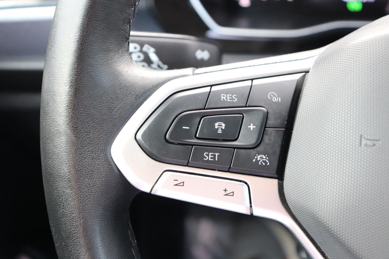 Volkswagen Jetta SE Auto 2024