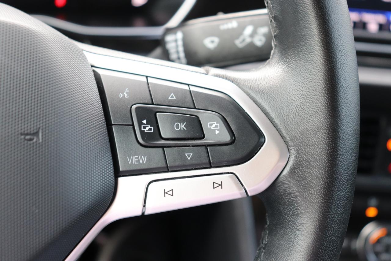 Volkswagen Jetta SE Auto 2024