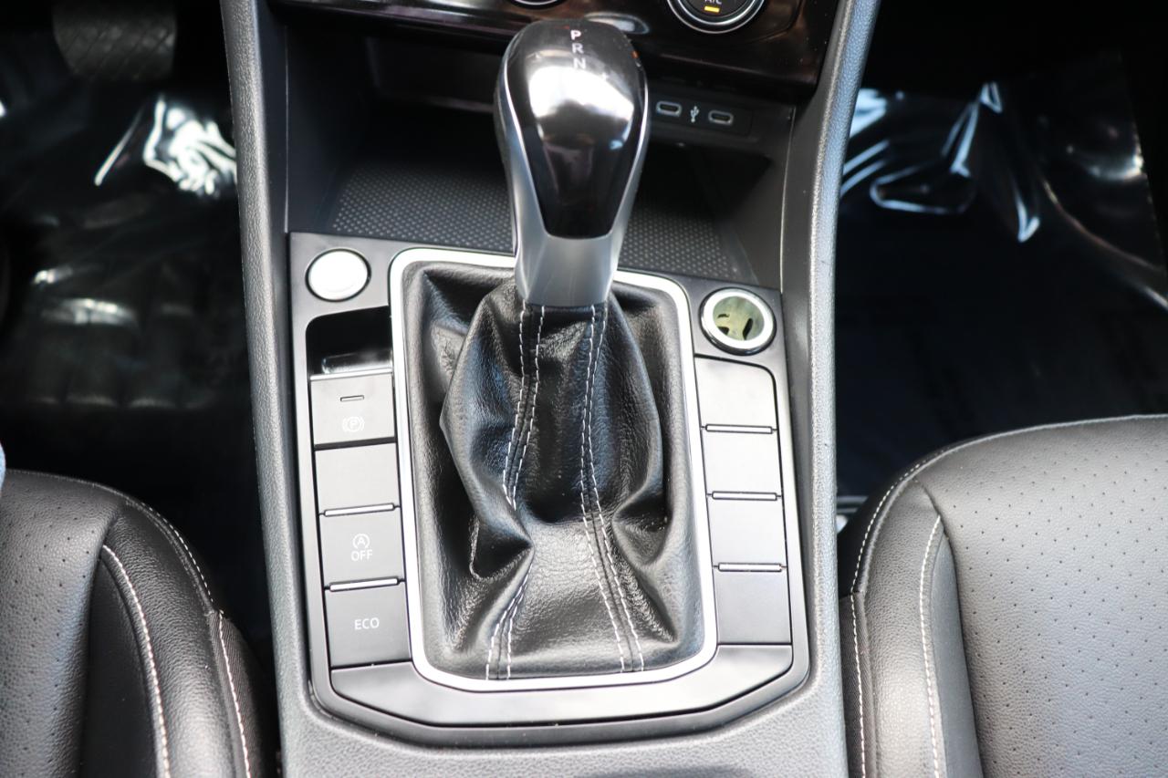 Volkswagen Jetta SE Auto 2024
