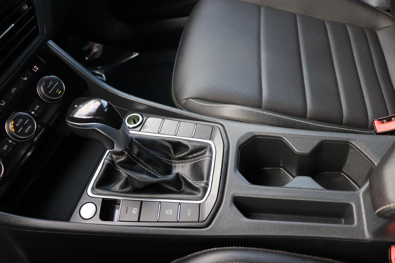 Volkswagen Jetta SE Auto 2024