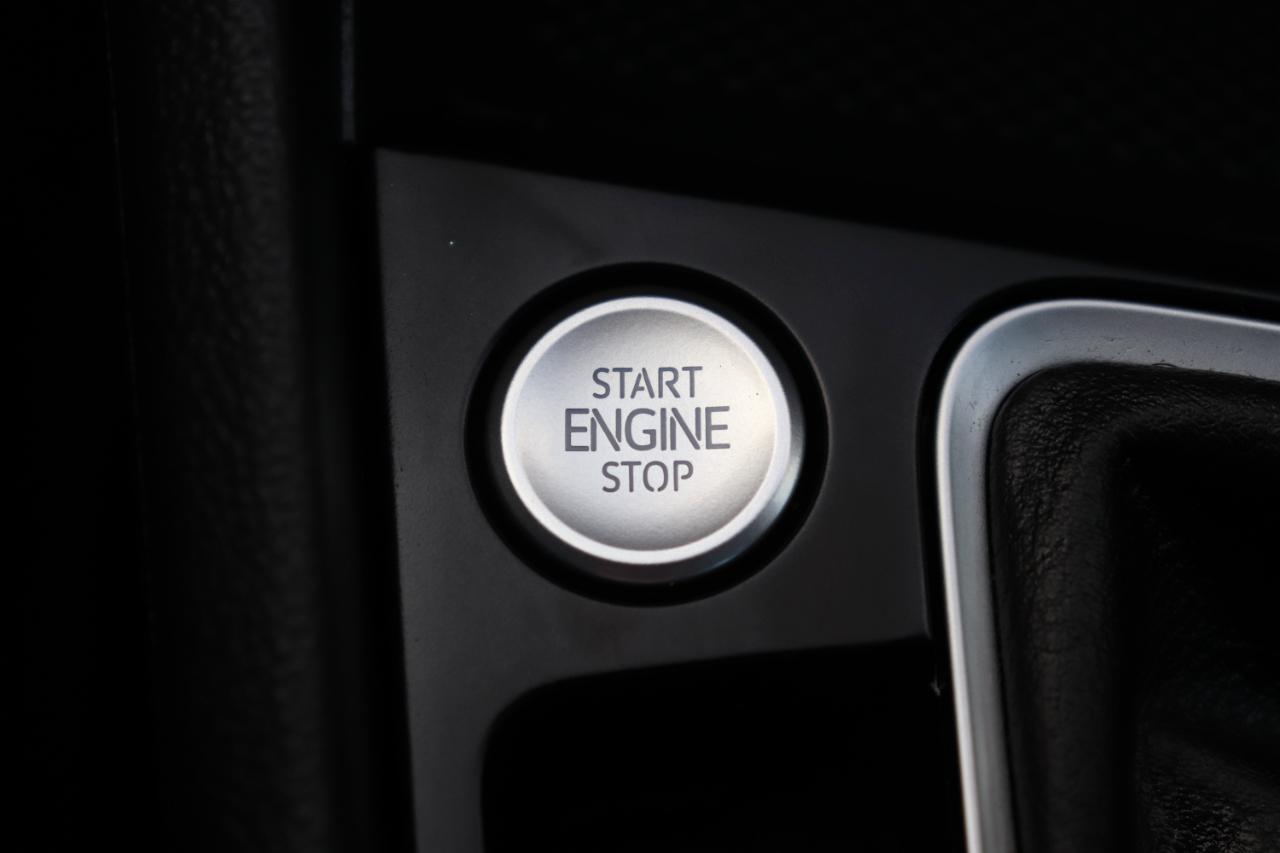Volkswagen Jetta SE Auto 2024