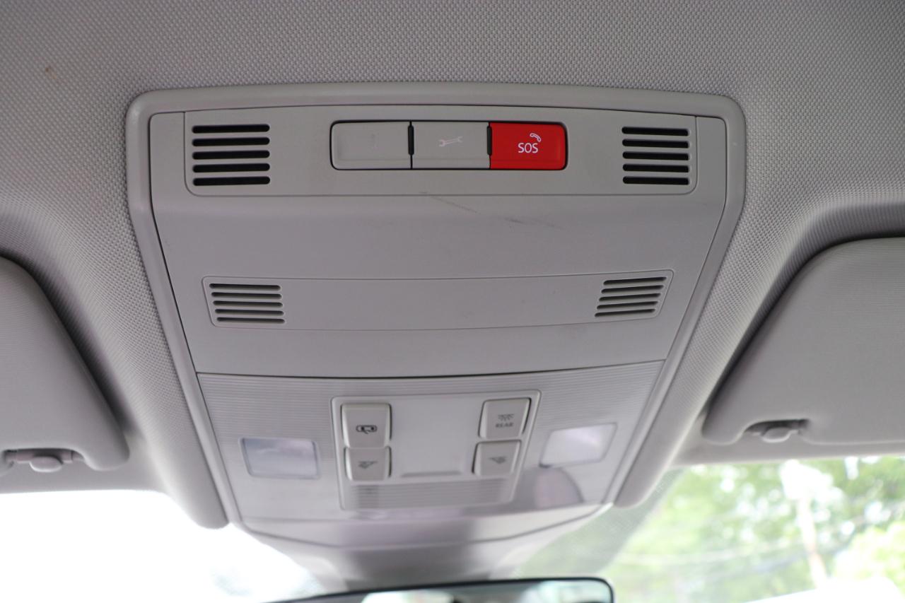 Volkswagen Jetta SE Auto 2024