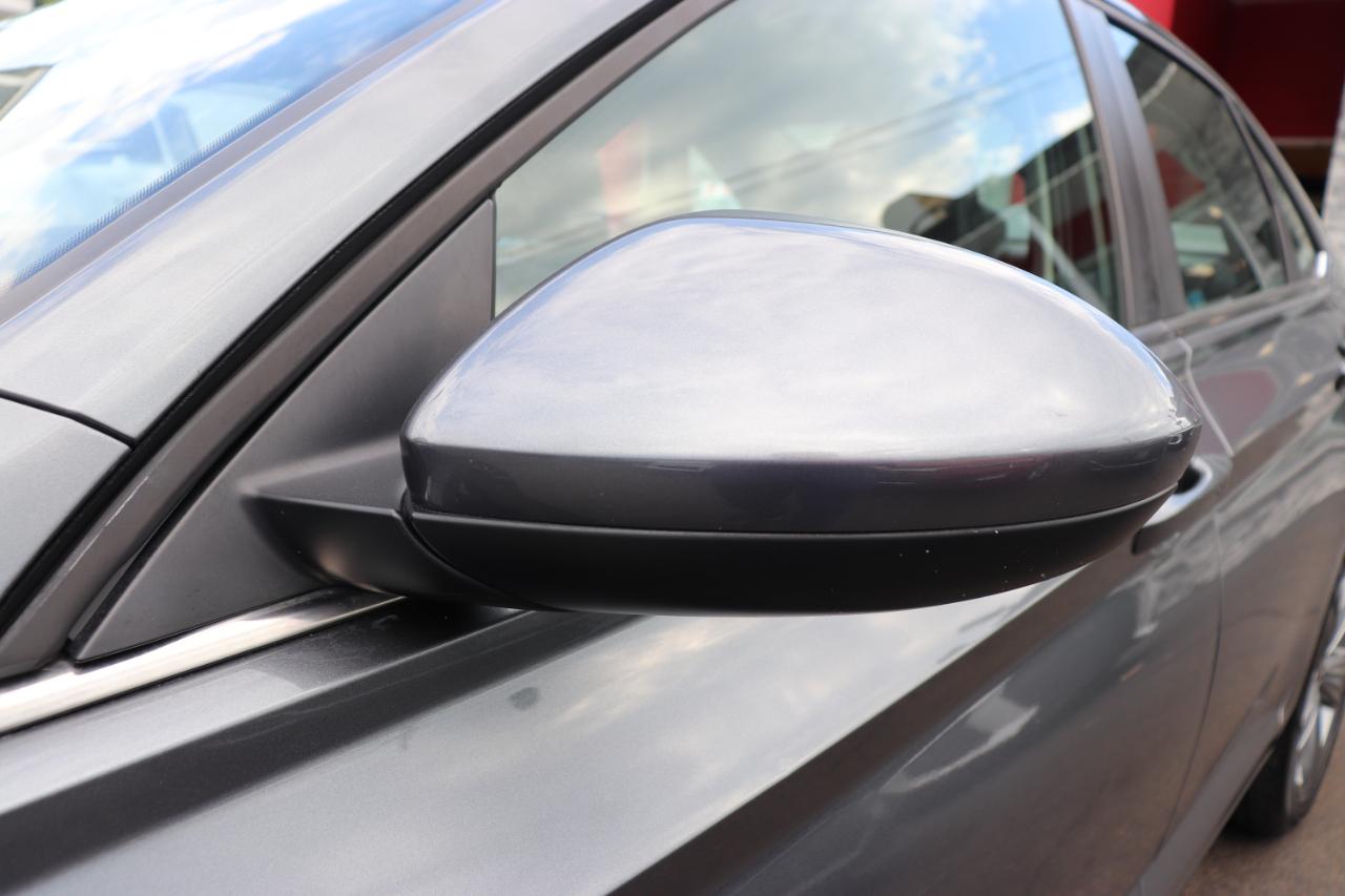 Volkswagen Jetta SE Auto 2024
