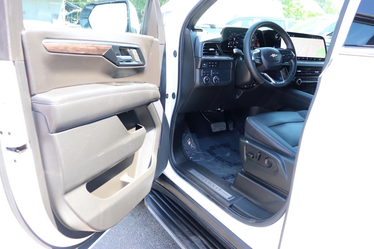 Chevrolet Tahoe 4WD 4dr LT 2025