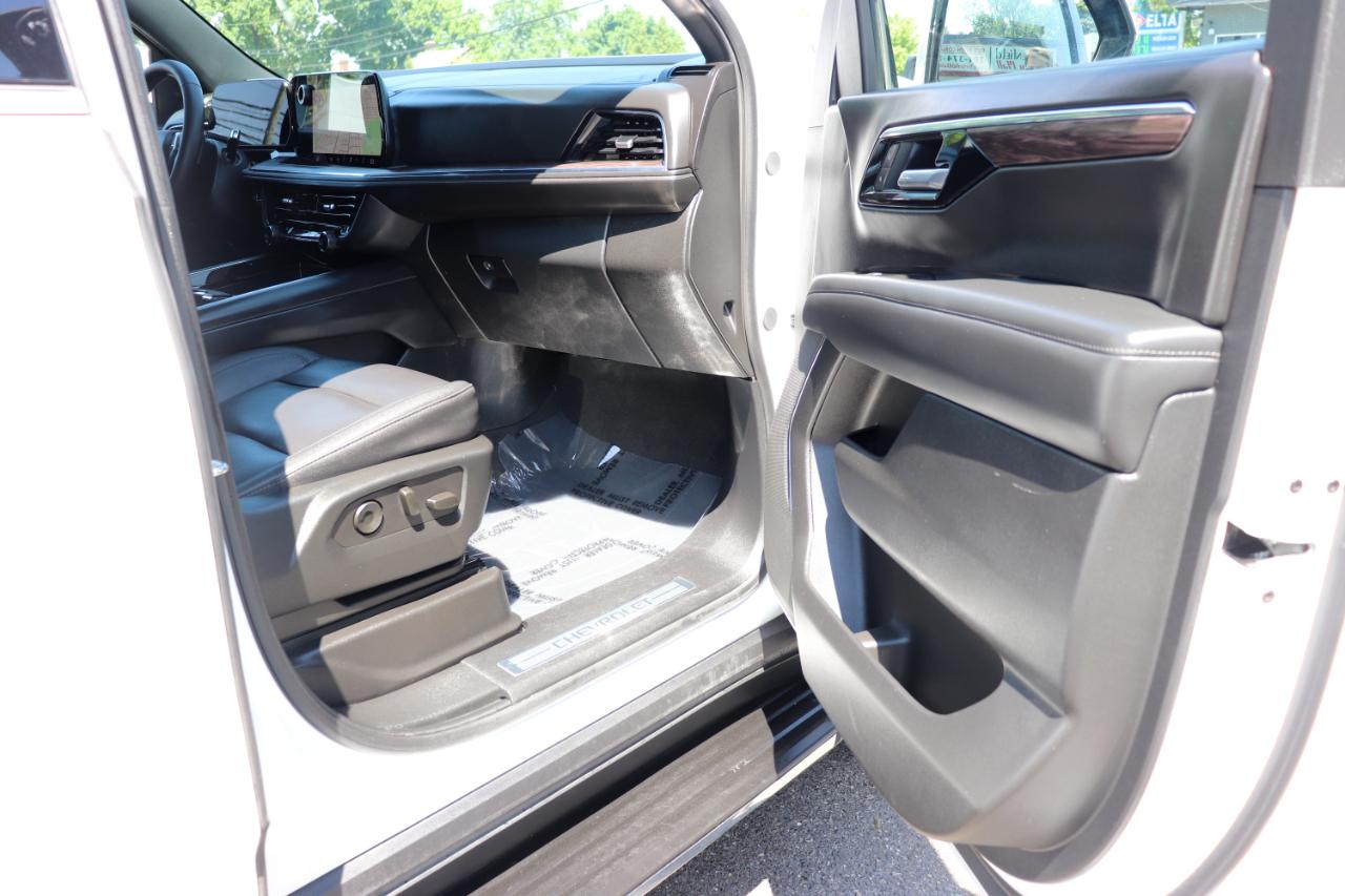 Chevrolet Tahoe 4WD 4dr LT 2025