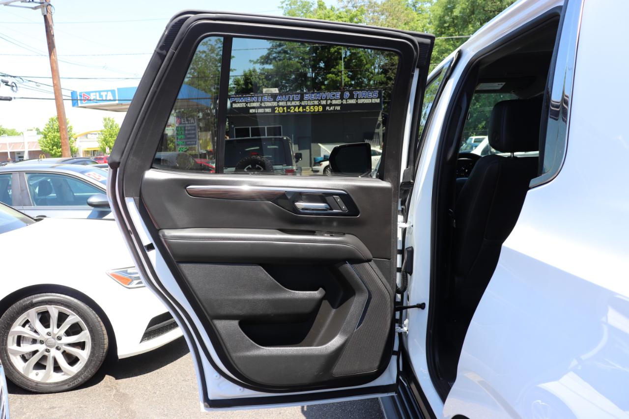 Chevrolet Tahoe 4WD 4dr LT 2025