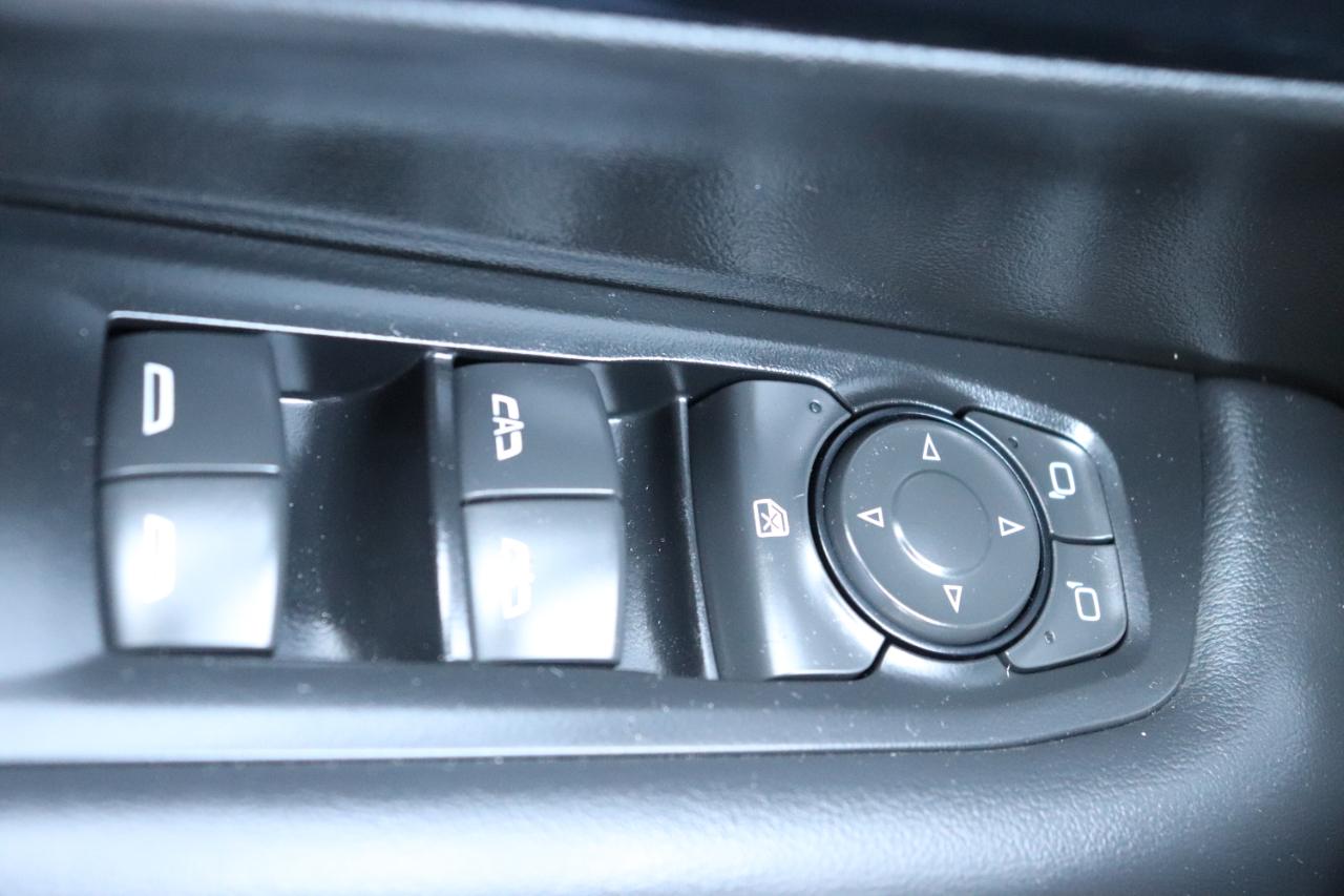 Chevrolet Tahoe 4WD 4dr LT 2025