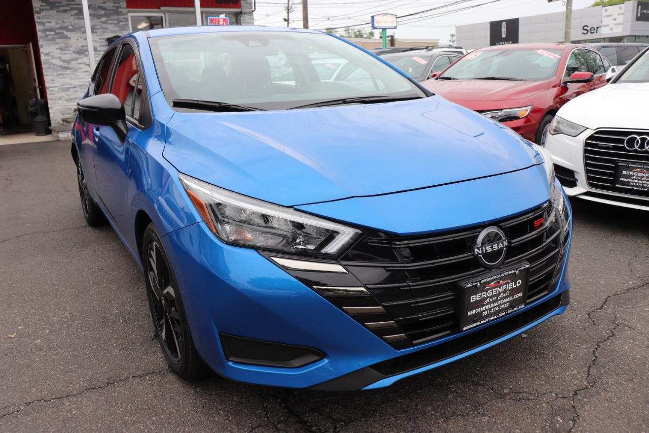 Nissan Versa SR CVT 2024