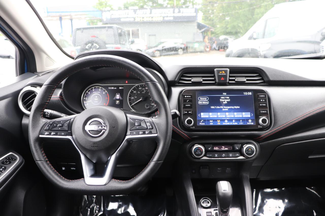 Nissan Versa SR CVT 2024