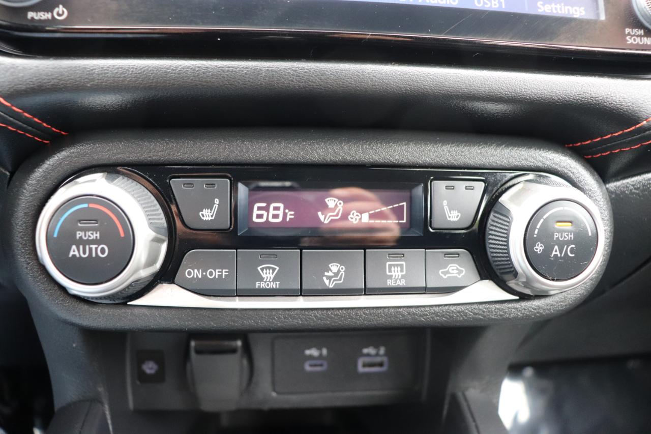 Nissan Versa SR CVT 2024
