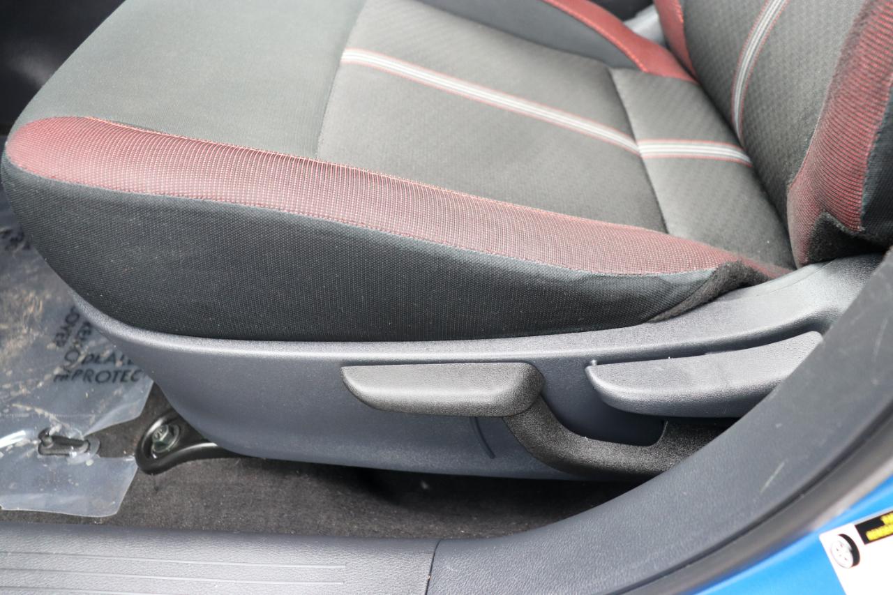 Nissan Versa SR CVT 2024