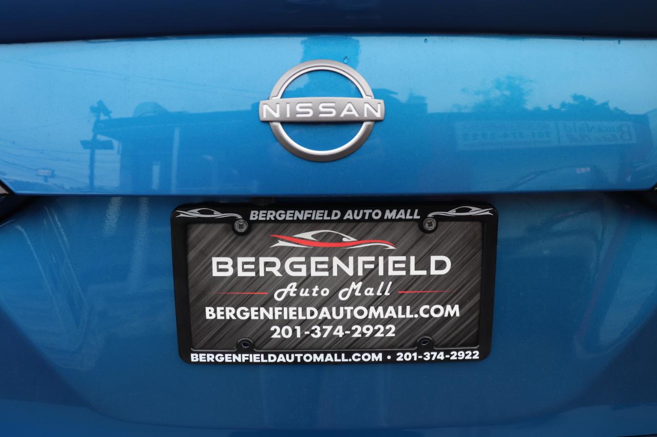 Nissan Versa SR CVT 2024