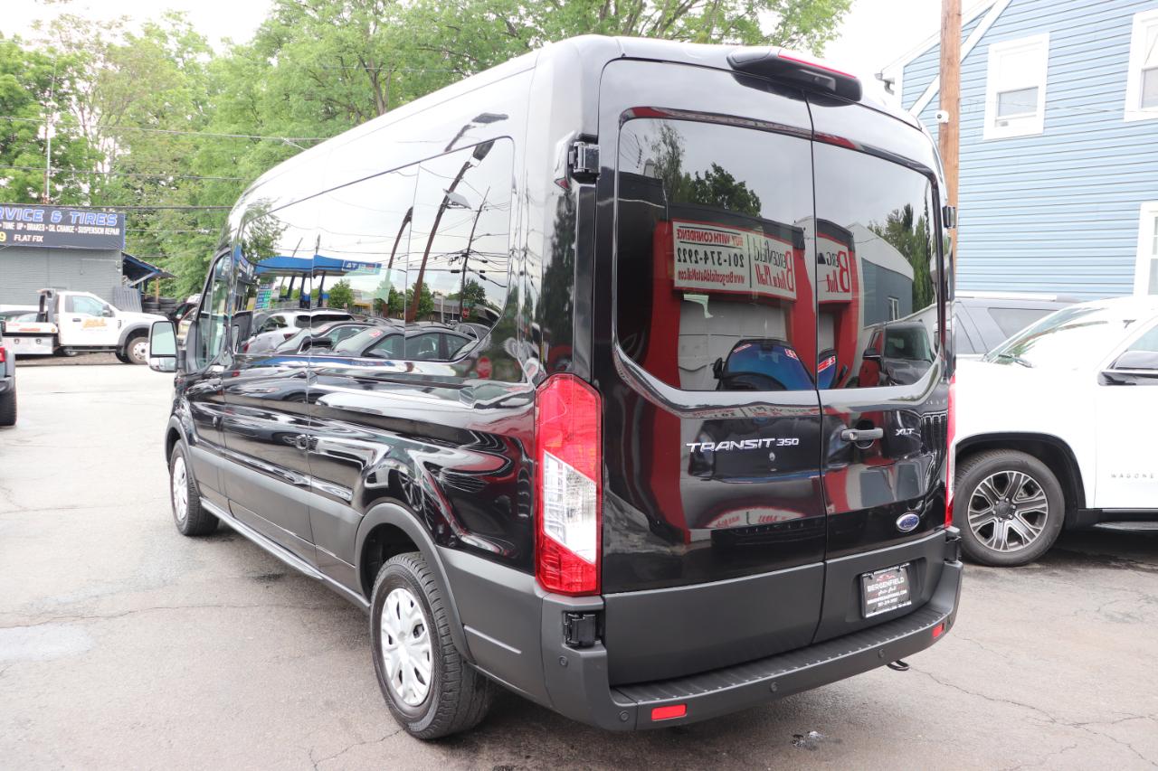 Ford Transit Passenger Wagon T-350 148" Med Roof XLT RWD 2025