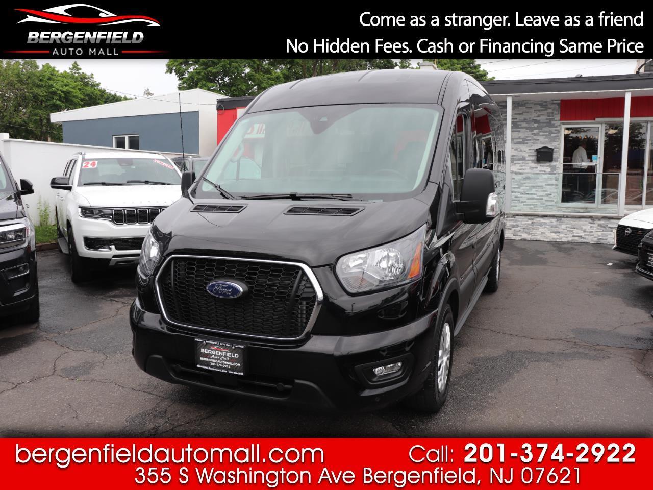 2025 Ford Transit Passenger Wagon T-350 148" Med Roof XLT RWD