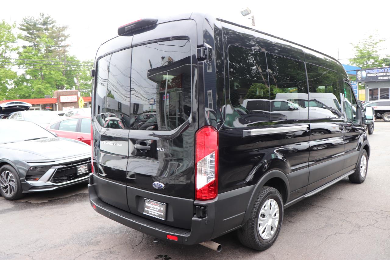 Ford Transit Passenger Wagon T-350 148" Med Roof XLT RWD 2025
