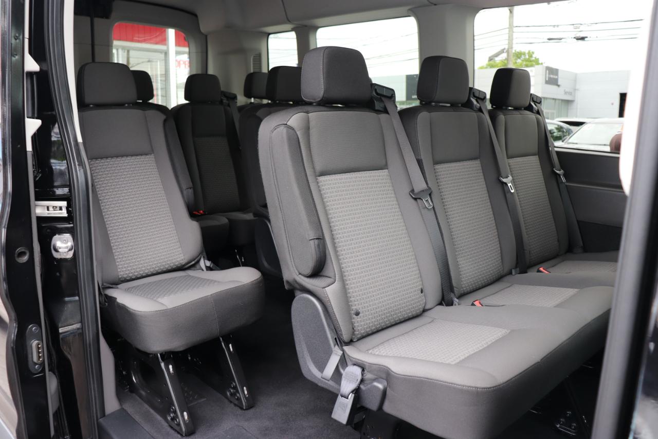 Ford Transit Passenger Wagon T-350 148" Med Roof XLT RWD 2025