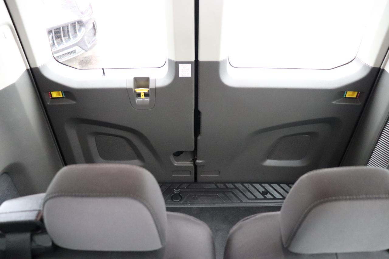 Ford Transit Passenger Wagon T-350 148" Med Roof XLT RWD 2025