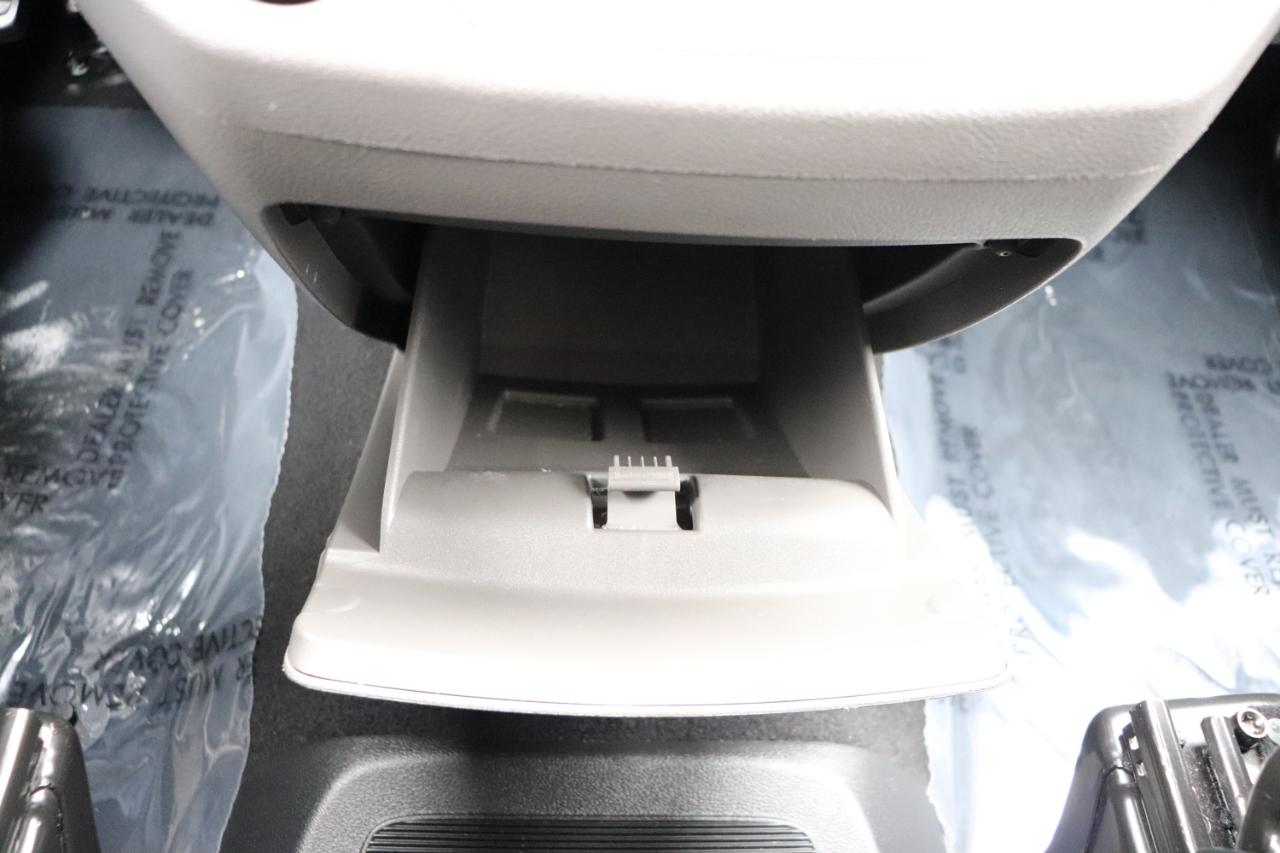 Ford Transit Passenger Wagon T-350 148" Med Roof XLT RWD 2025