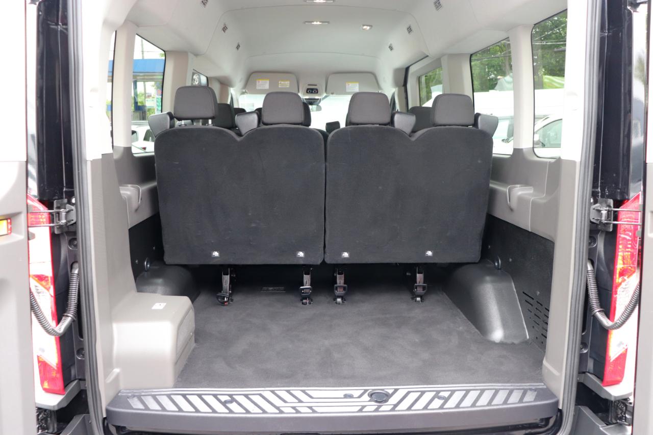 Ford Transit Passenger Wagon T-350 148" Med Roof XLT RWD 2025