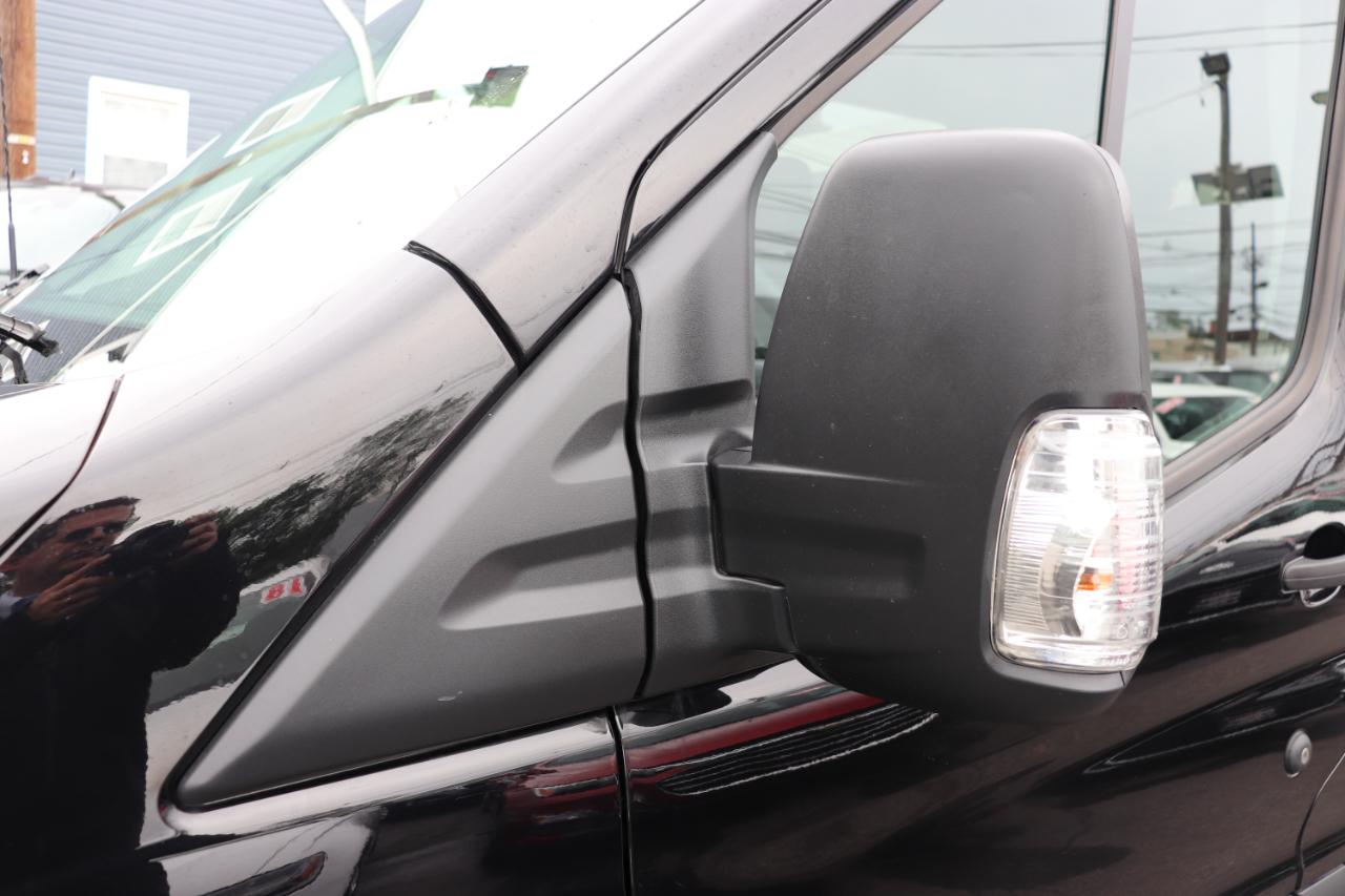 Ford Transit Passenger Wagon T-350 148" Med Roof XLT RWD 2025
