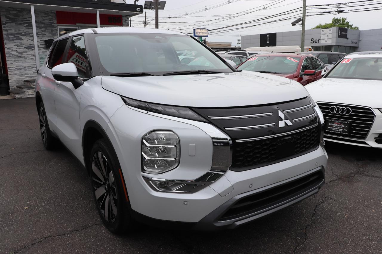 Mitsubishi Outlander SE S-AWC 2025