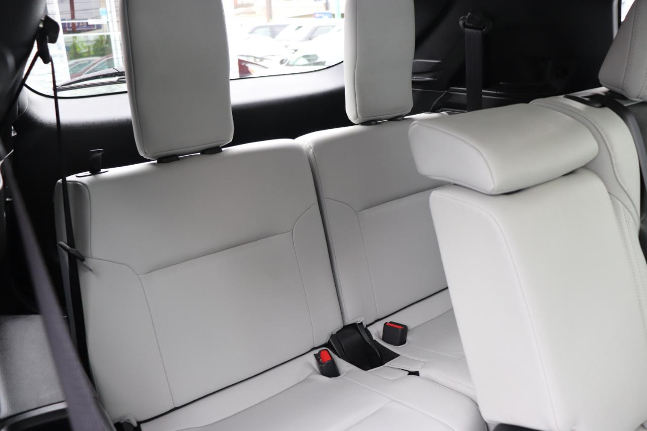 Mitsubishi Outlander SE S-AWC 2025