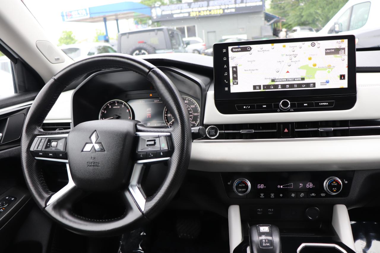 Mitsubishi Outlander SE S-AWC 2025