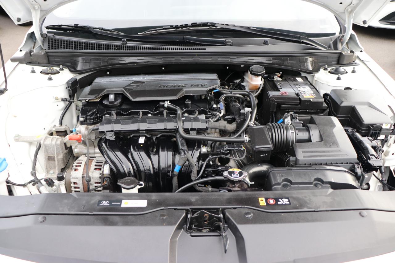 Hyundai Elantra SEL IVT 2024
