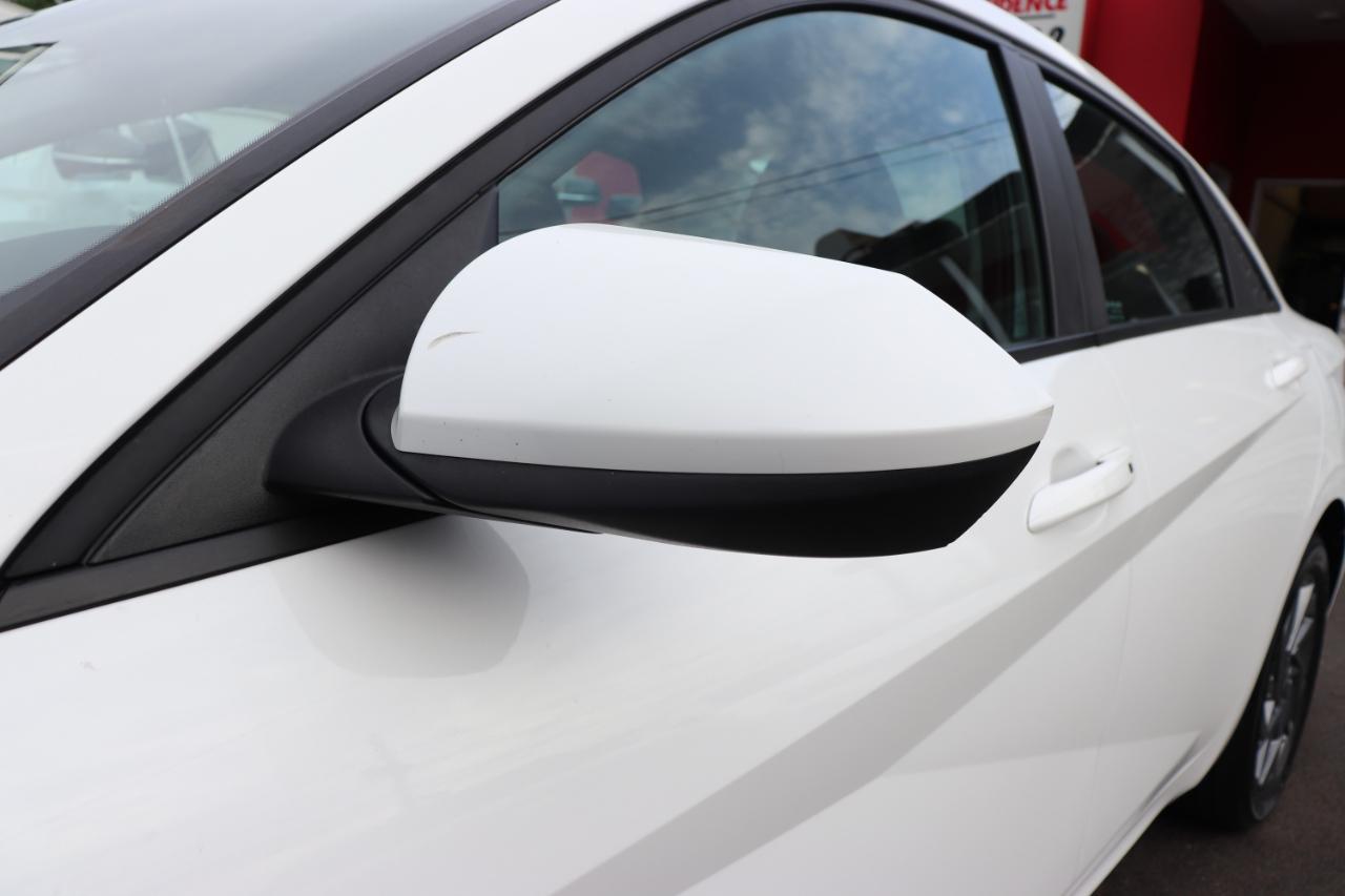 Hyundai Elantra SEL IVT 2024