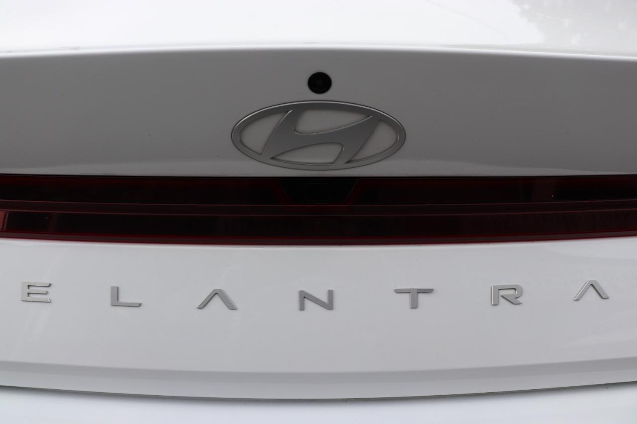 Hyundai Elantra SEL IVT 2024